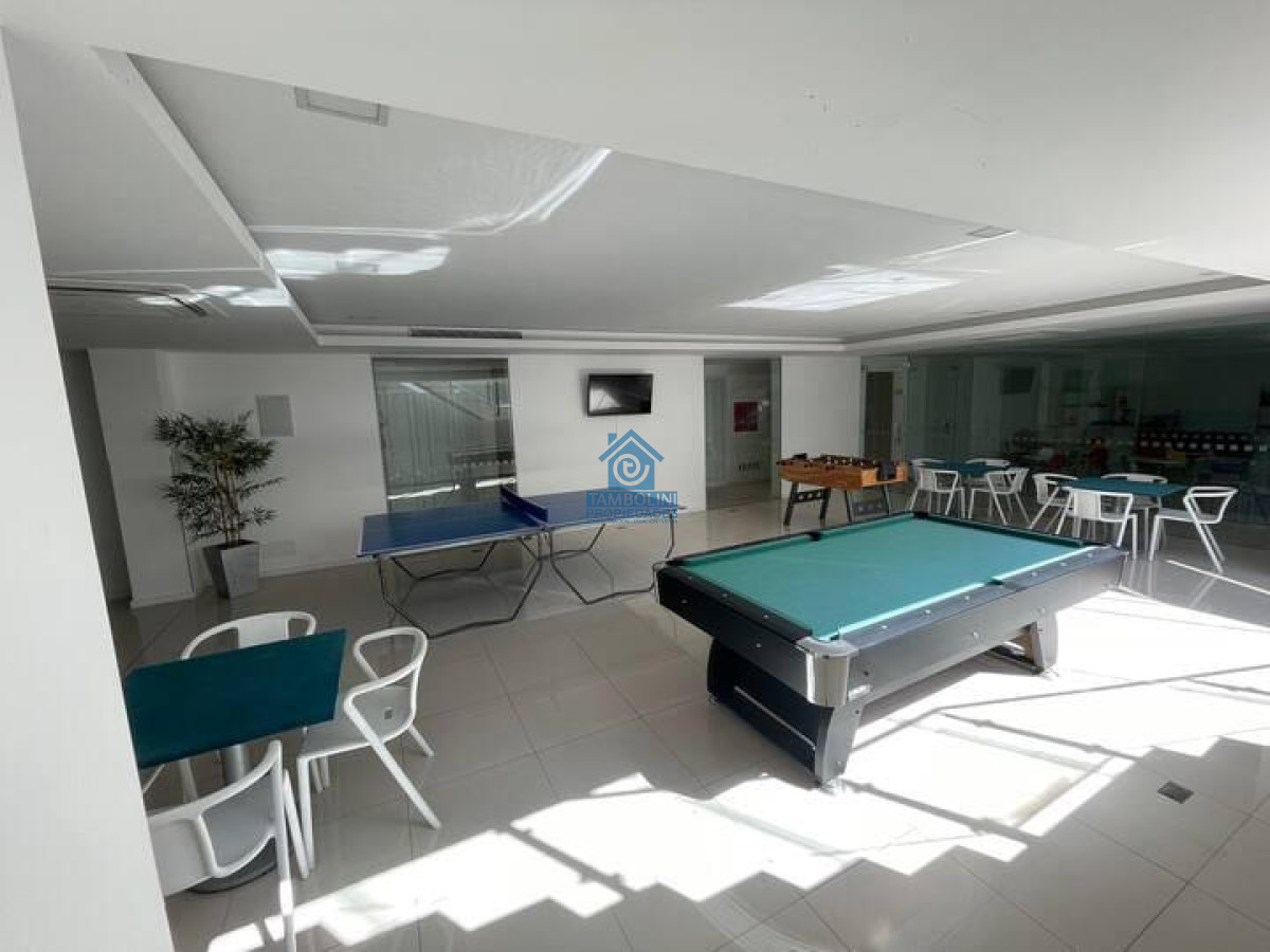 Apartamento ID.383 - Alquiler Anual en Brava 2 dormitorios Edif. con Amenities 