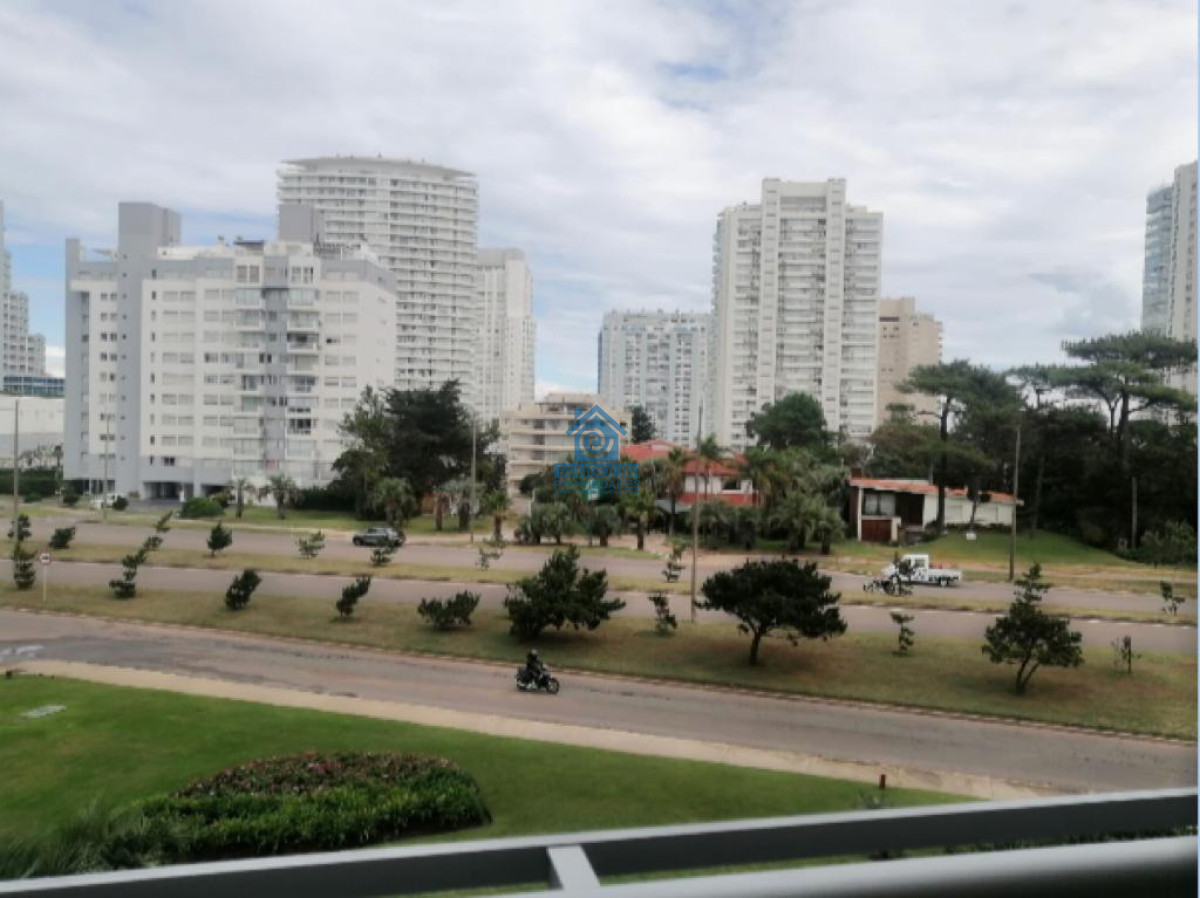 Apartamento ID.32 - Venta Mansa a pasos del Mar 