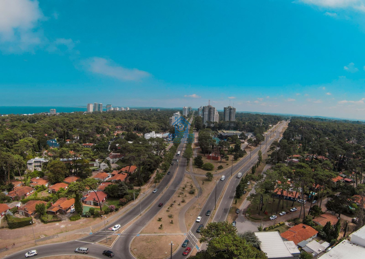 Apartamento ID.79 - Imponente Departamento en Torre Yoo en Venta