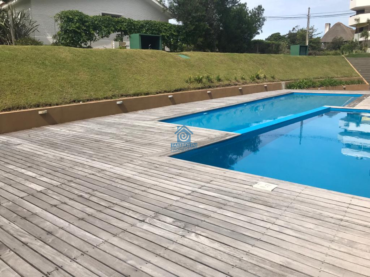 Apartamento ID.4 - OPORTUNIDAD! Venta Frente al Mar Mansa Pent House Duplex Punta del Este ! 