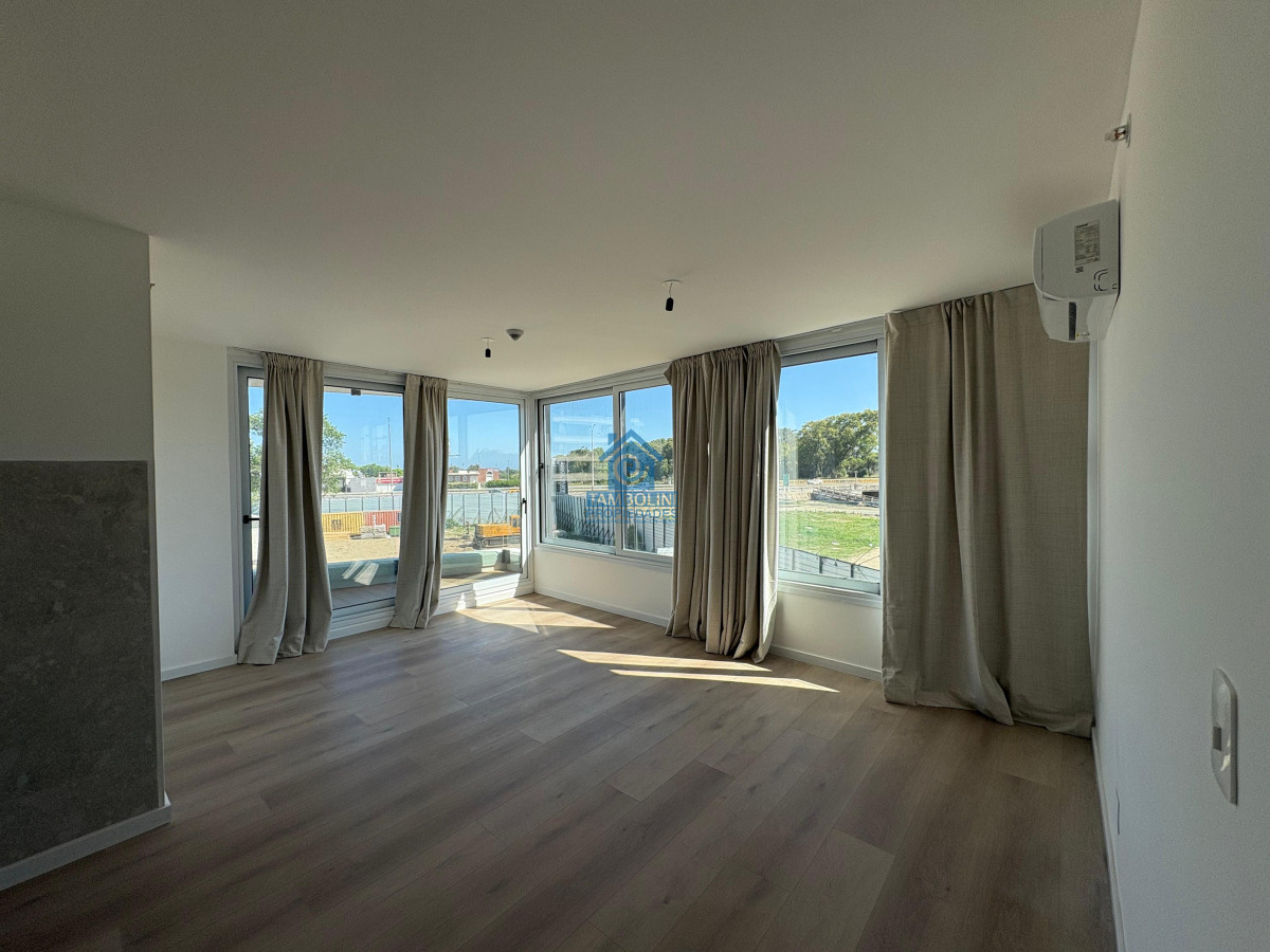 Apartamento ID.595 - Alquiler Monoambiente a Estrenar zona Carrasco 