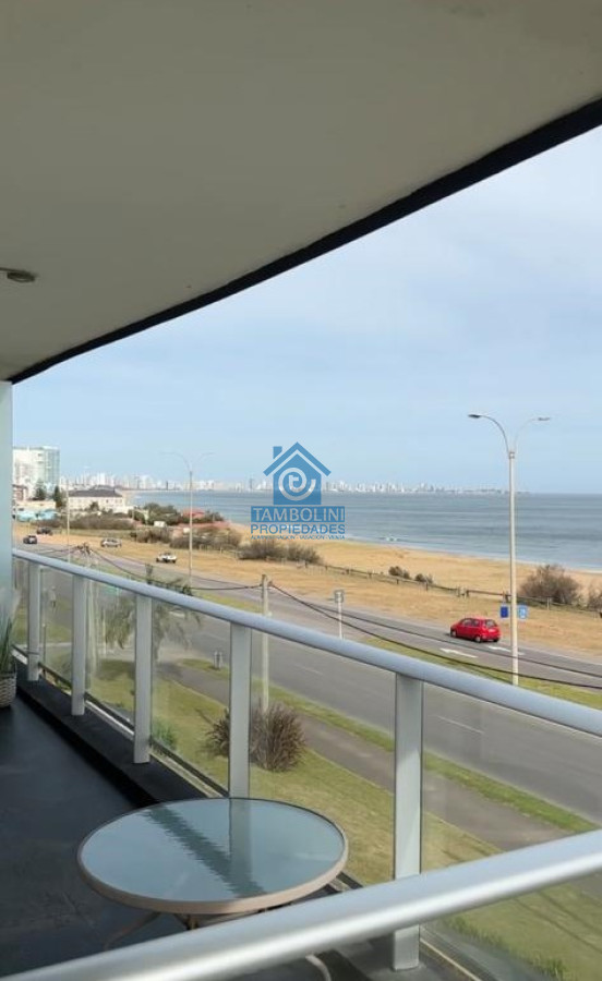 Apartamento ID.4 - OPORTUNIDAD! Venta Frente al Mar Mansa Pent House Duplex Punta del Este ! 