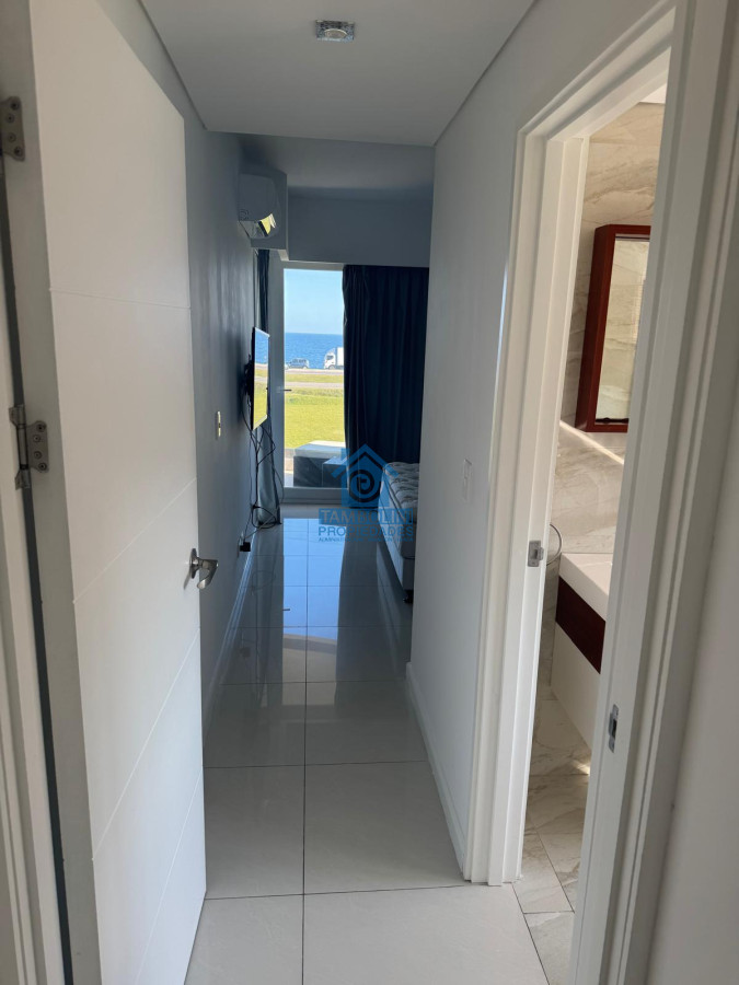 Apartamento ID.712 - Venta Exlusiva Frente al Mar Departamento 2 suites - Punta del Este 