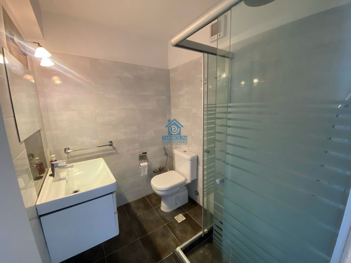 Apartamento ID.735 - Alquiler Anual 3 Dormitorios 
