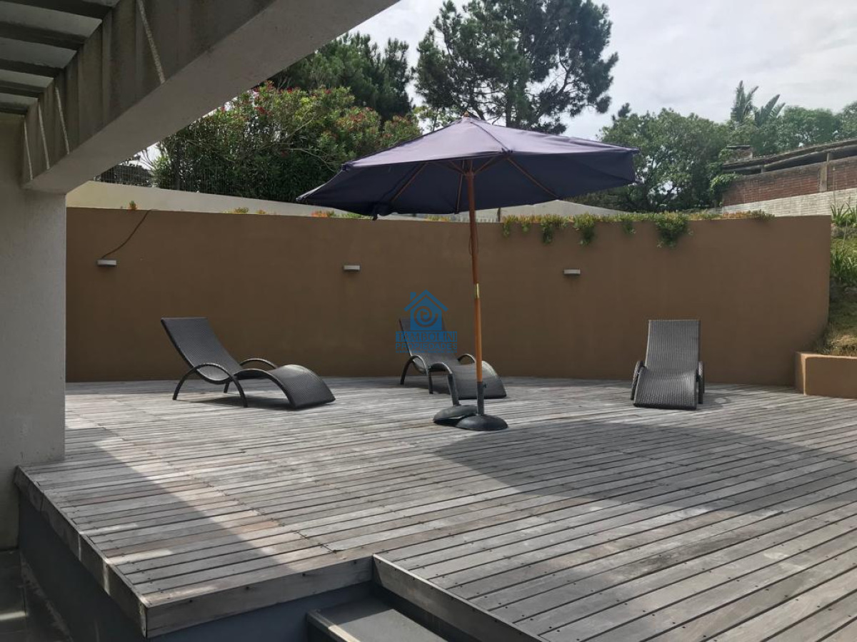 Apartamento ID.4 - OPORTUNIDAD! Venta Frente al Mar Mansa Pent House Duplex Punta del Este ! 