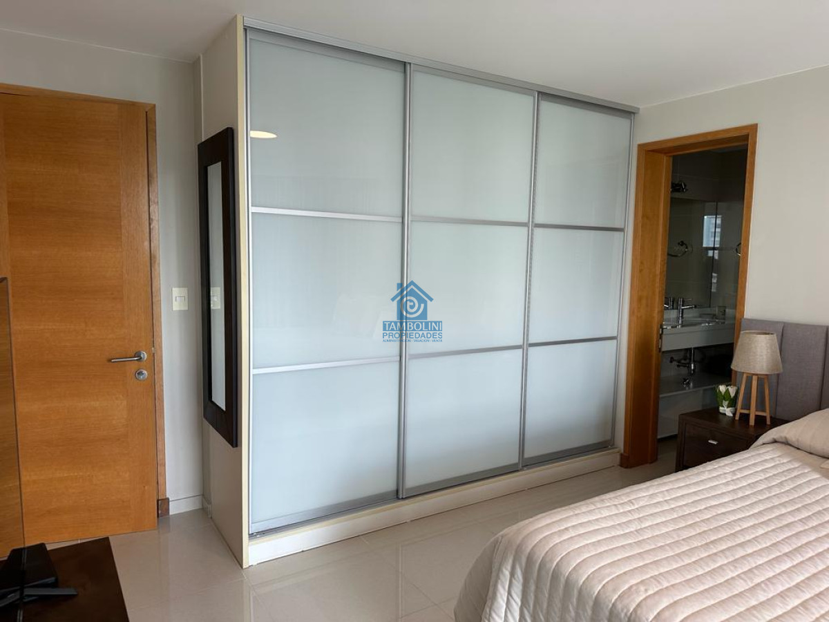 Apartamento ID.381 - Fabuloso Departamento en Alquiler Anual Mansa 3 Suites y Servicio