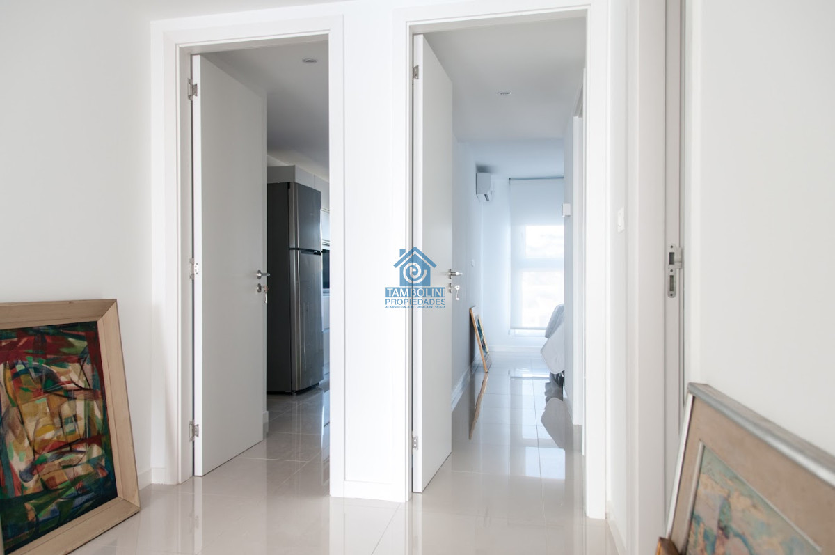 Apartamento ID.715 - Alquiler y Venta Hermoso Pent House Frente al Mar Mansa