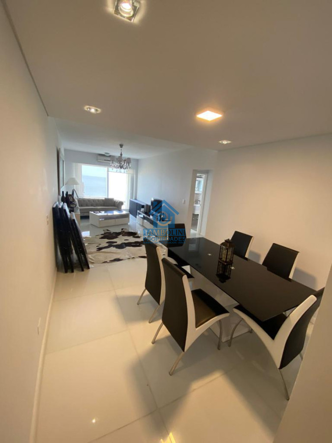 Apartamento ID.141 - Hermoso Penthouse en Alquiler  