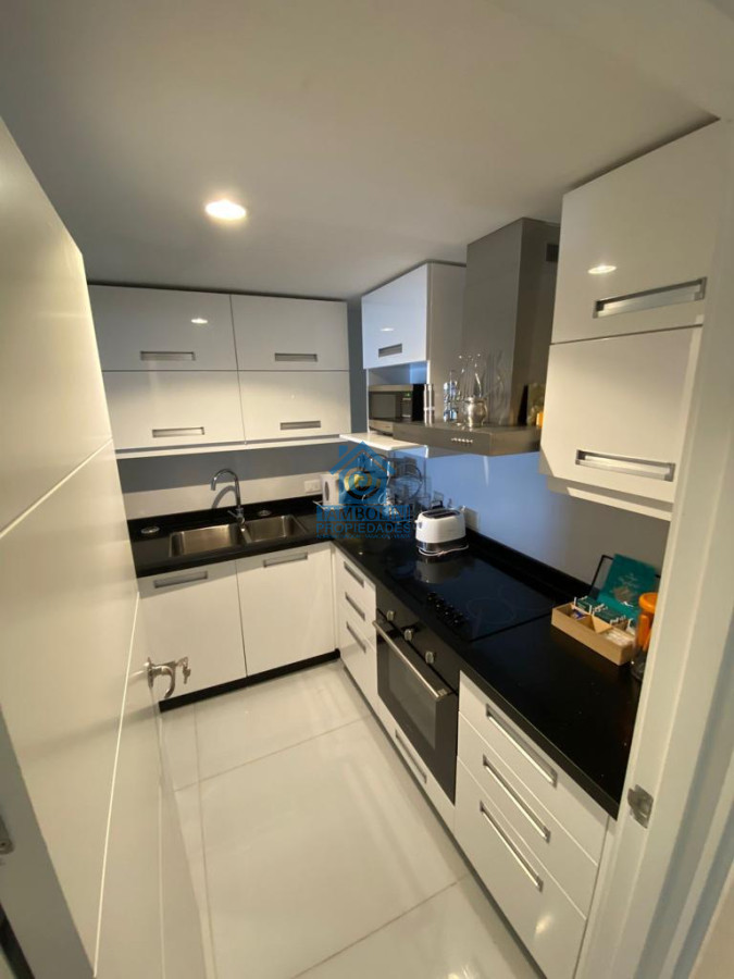Apartamento ID.141 - Hermoso Penthouse en Alquiler  