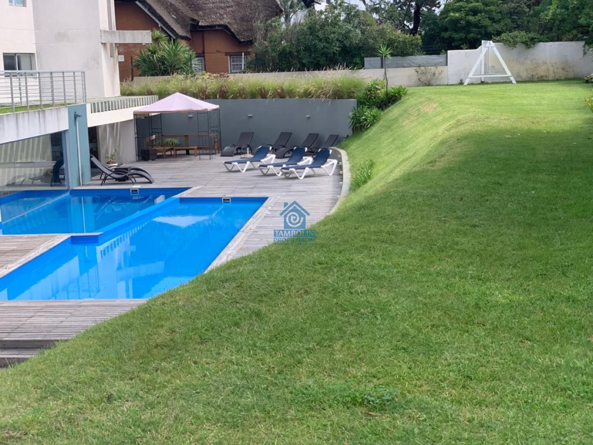 Apartamento ID.4 - OPORTUNIDAD! Venta Frente al Mar Mansa Pent House Duplex Punta del Este ! 