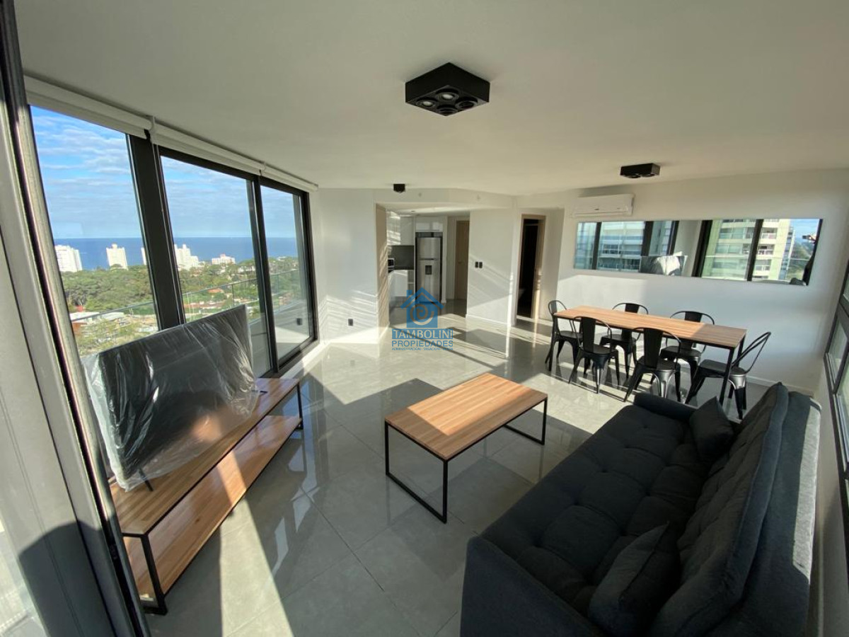 Apartamento ID.196 - Hermoso departamento en torre recién estrenada Punta del Este