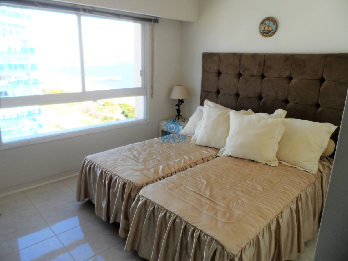 Apartamento ID.44 - Impactante Coral Tower Alquiler Anual 