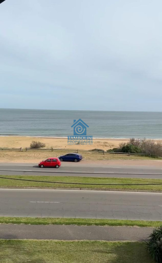 Apartamento ID.4 - OPORTUNIDAD! Venta Frente al Mar Mansa Pent House Duplex Punta del Este ! 