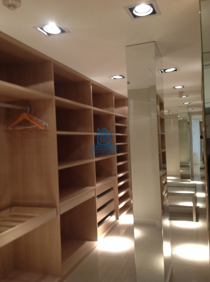 Apartamento ID.96 - Fabuloso Duplex en Venta en Torre Aquarela