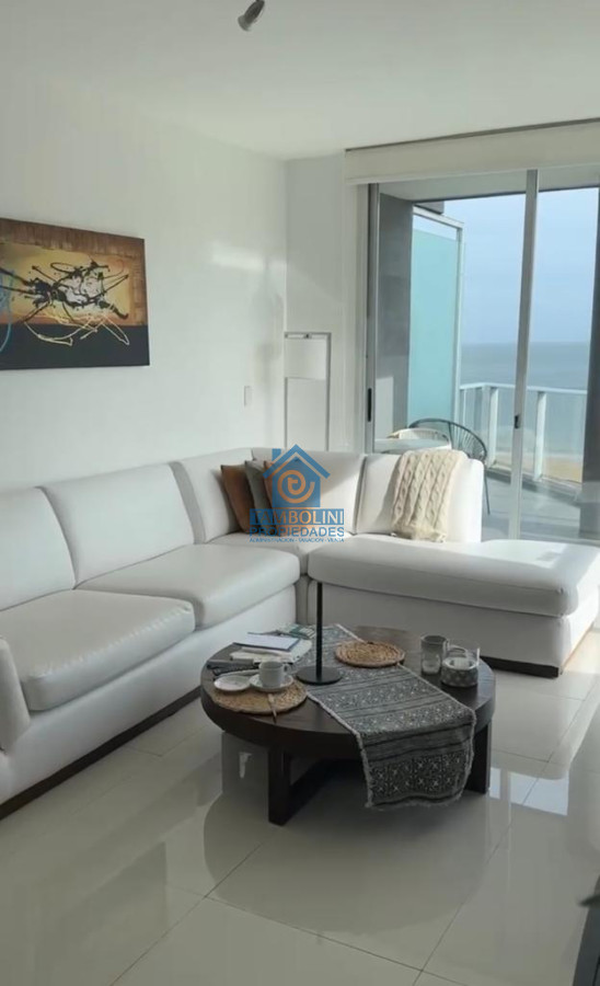 Apartamento ID.4 - OPORTUNIDAD! Venta Frente al Mar Mansa Pent House Duplex Punta del Este ! 