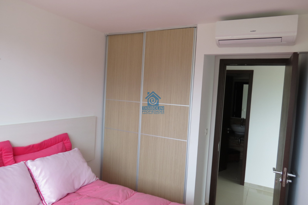 Apartamento ID.320 - Alquiler Anual Punta del Este Departamento 3 dormitorios