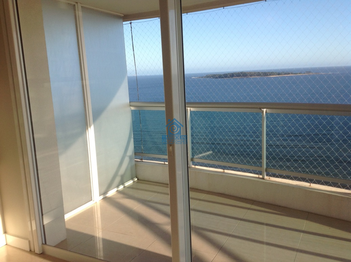 Apartamento ID.96 - Fabuloso Duplex en Venta en Torre Aquarela