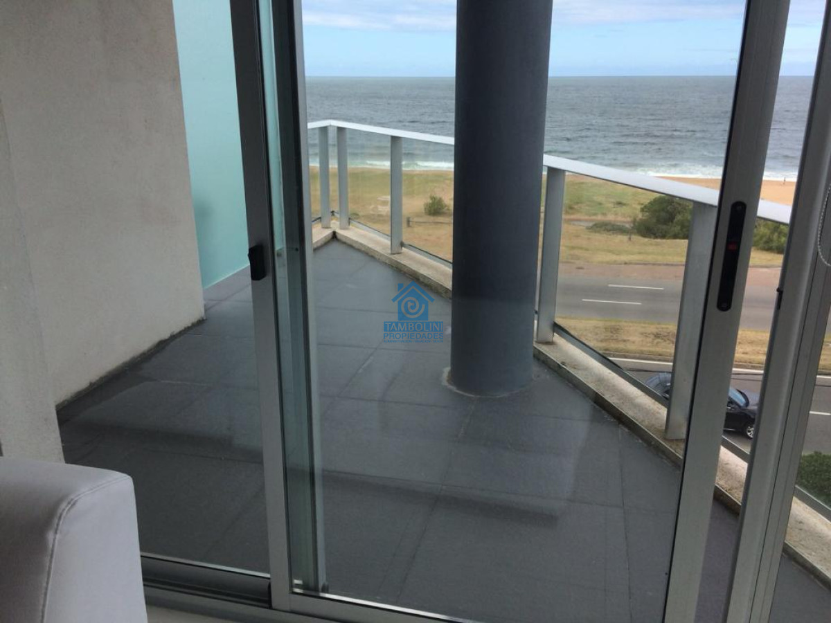 Apartamento ID.4 - OPORTUNIDAD! Venta Frente al Mar Mansa Pent House Duplex Punta del Este ! 
