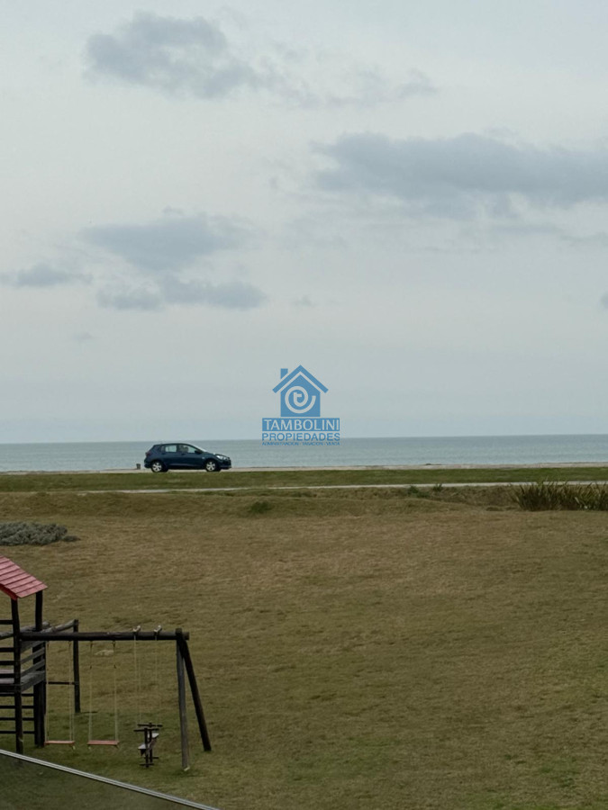 Apartamento ID.867 - Alquiler Anual Edificio con Amenities Mansa Frente al Mar