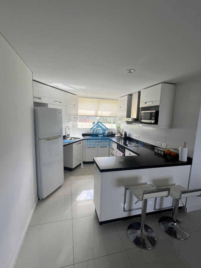 Apartamento ID.873 - Alquilar Anual Frente al Mar 2 Suites