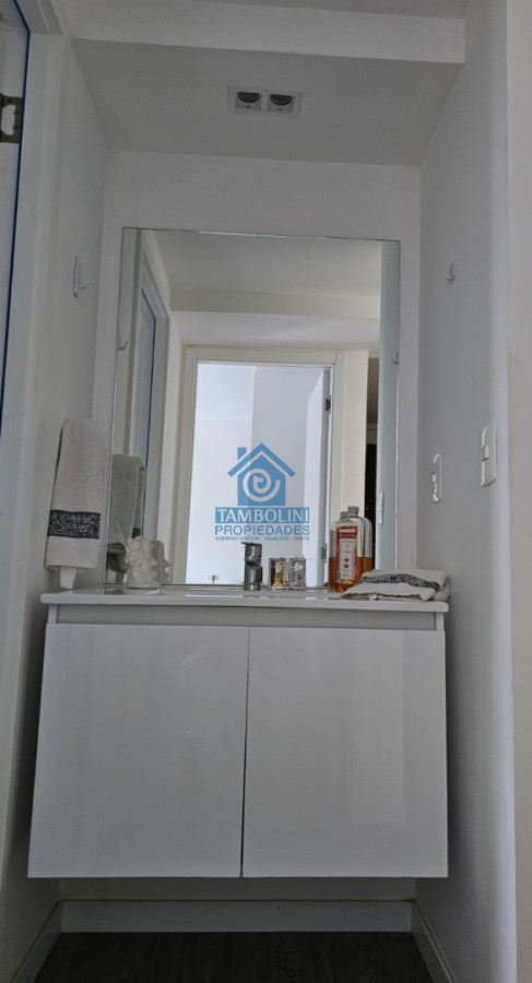 Apartamento ID.1070 - Alquiler Invernal Punta del Este 1 dormitorio Edificio con Amenities