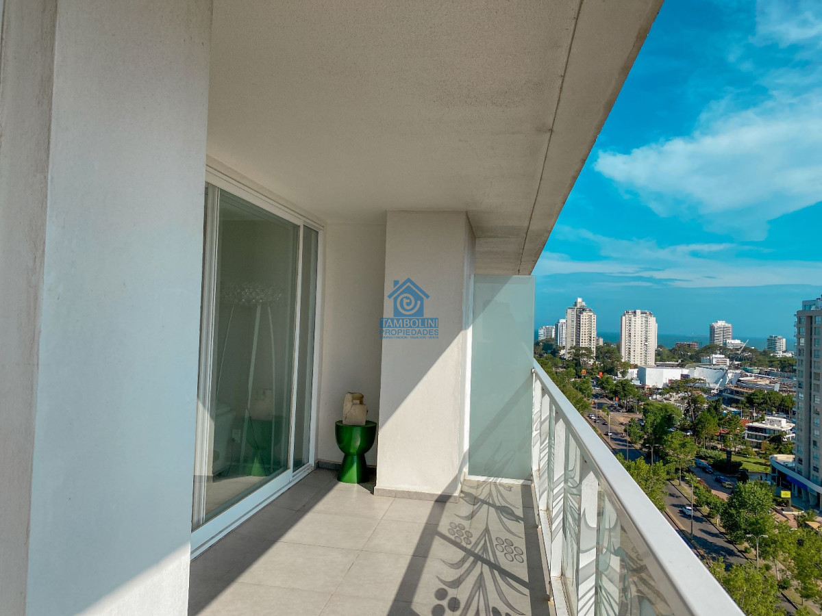 Apartamento ID.79 - Imponente Departamento en Torre Yoo en Venta