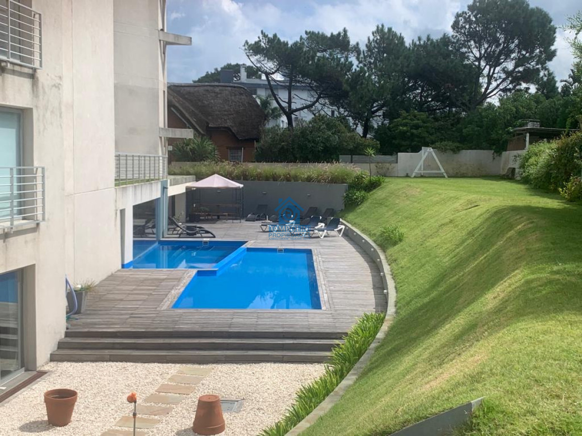 Apartamento ID.4 - OPORTUNIDAD! Venta Frente al Mar Mansa Pent House Duplex Punta del Este ! 