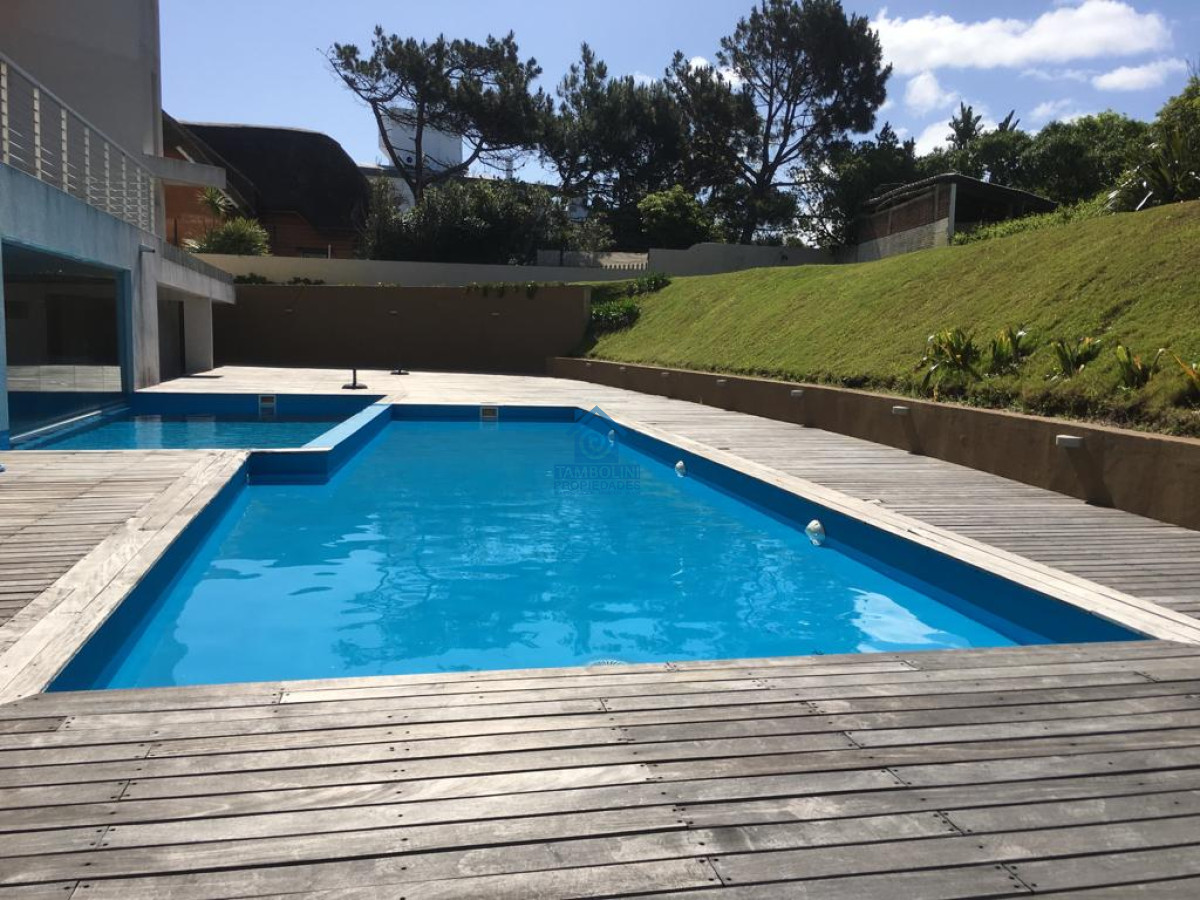 Apartamento ID.4 - OPORTUNIDAD! Venta Frente al Mar Mansa Pent House Duplex Punta del Este ! 