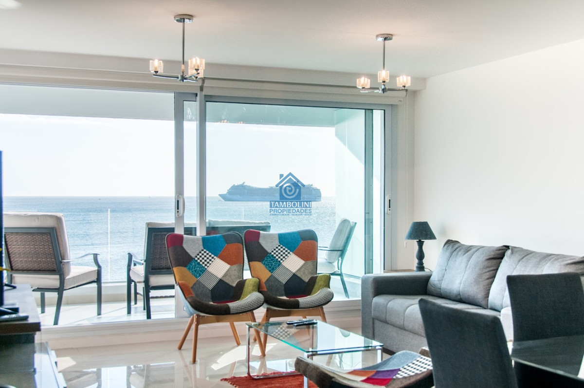 Apartamento ID.715 - Alquiler y Venta Hermoso Pent House Frente al Mar Mansa