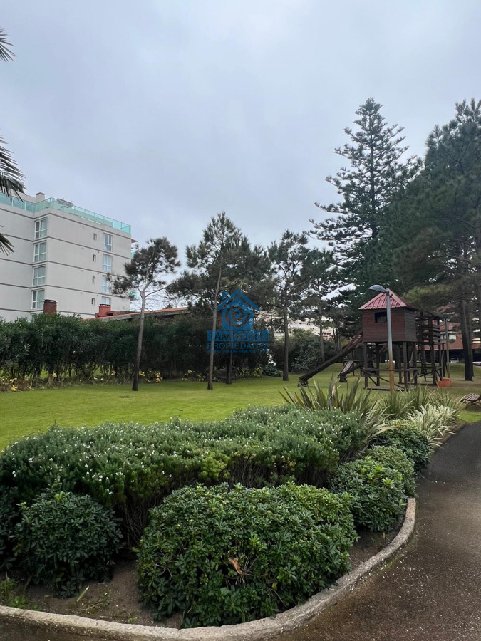 Apartamento ID.666 - Venta y Alquiler Invernal en Punta del Este 