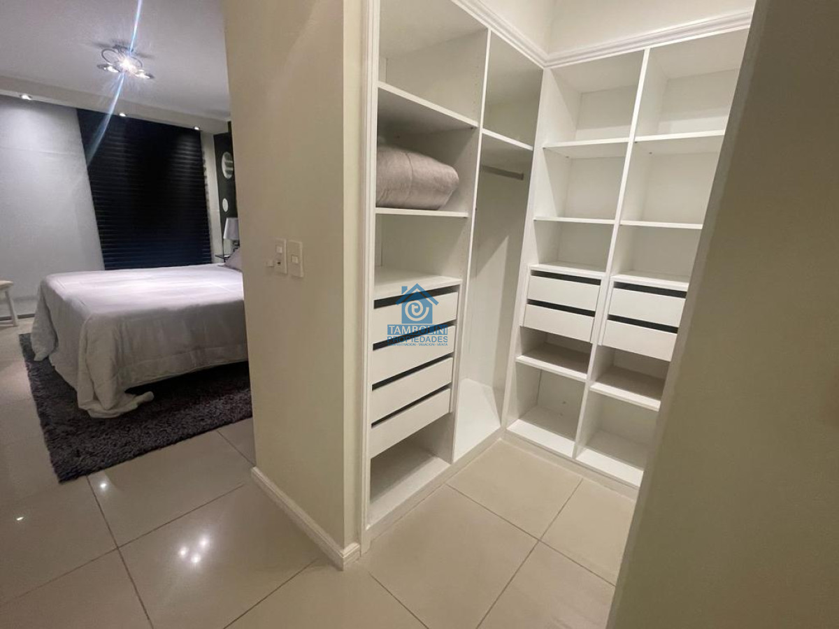 Apartamento ID.160 - Brava Frente al Mar Alquiler Anual y Venta 