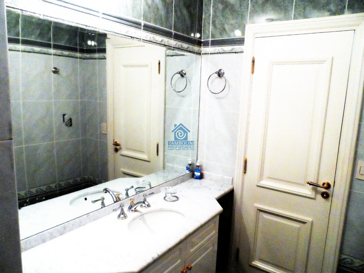 Apartamento ID.44 - Impactante Coral Tower Alquiler Anual 