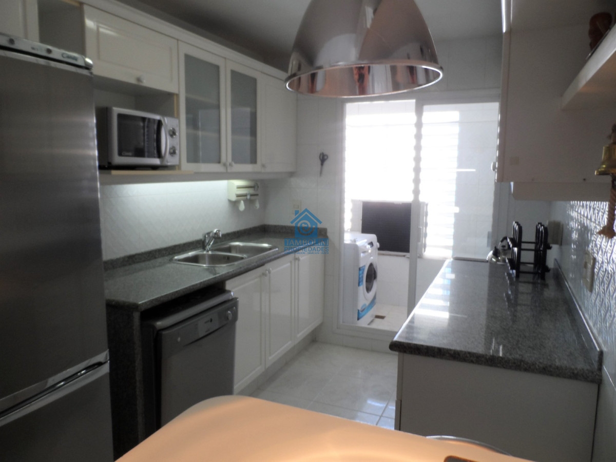 Apartamento ID.44 - Impactante Coral Tower Alquiler Anual 