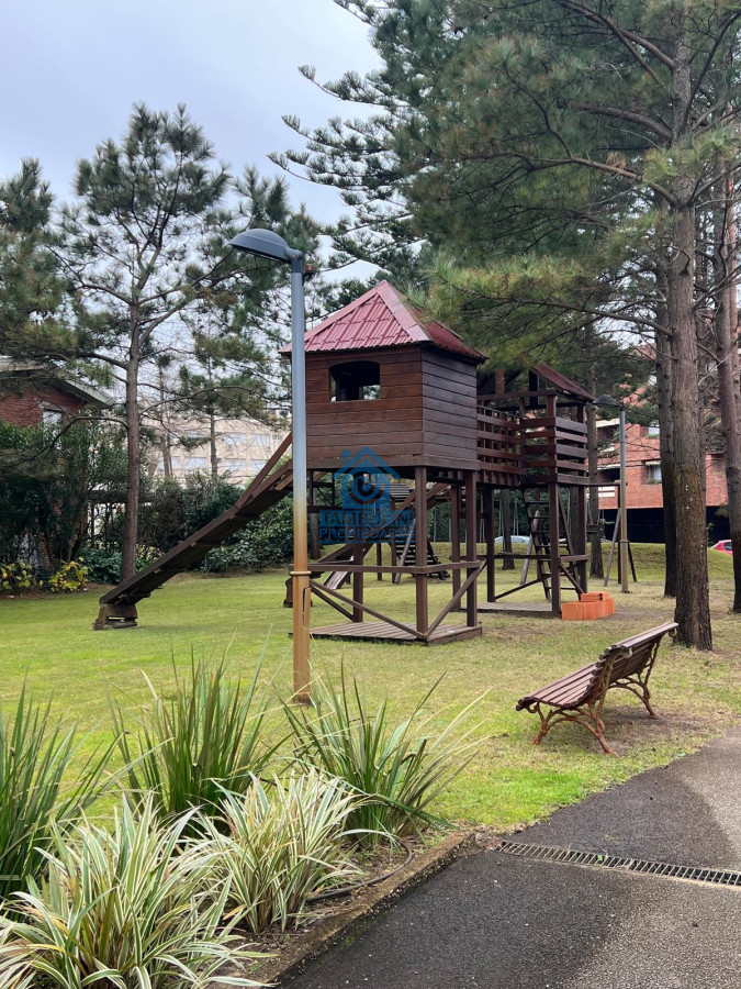 Apartamento ID.666 - Venta y Alquiler Invernal en Punta del Este 