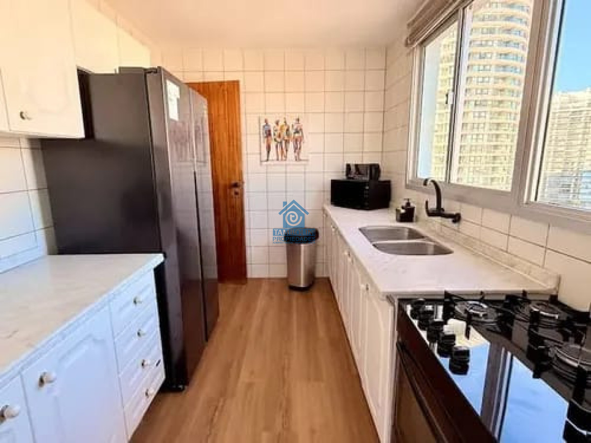 Apartamento ID.1126 - Venta Hermoso Pent House Mansa 