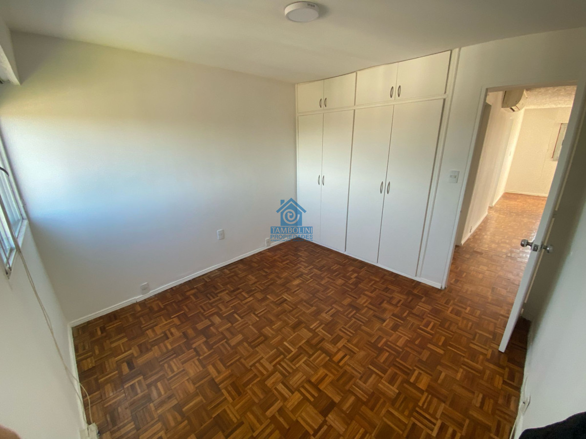Apartamento ID.735 - Alquiler Anual 3 Dormitorios 
