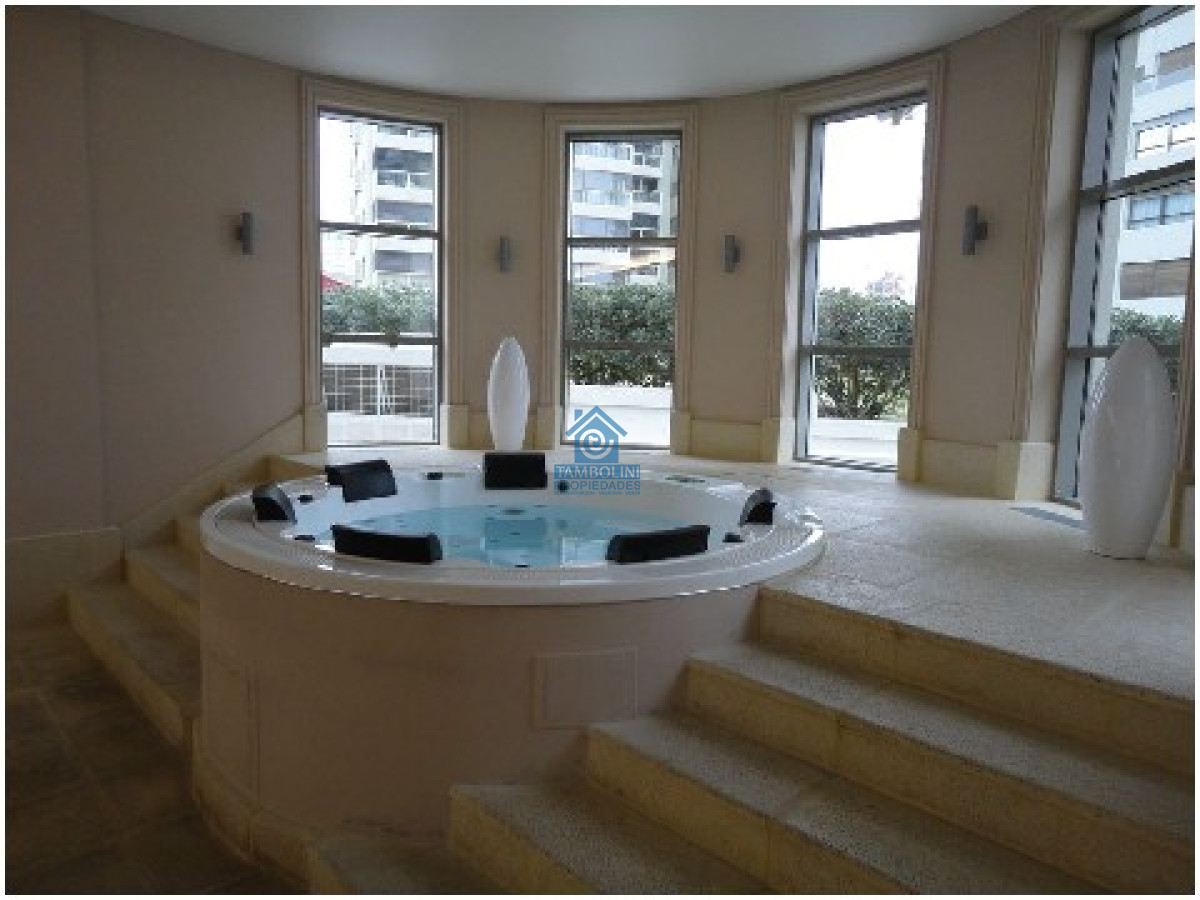 Apartamento ID.161 - Hermosa Planta Esquinera Imperiale Punta del Este