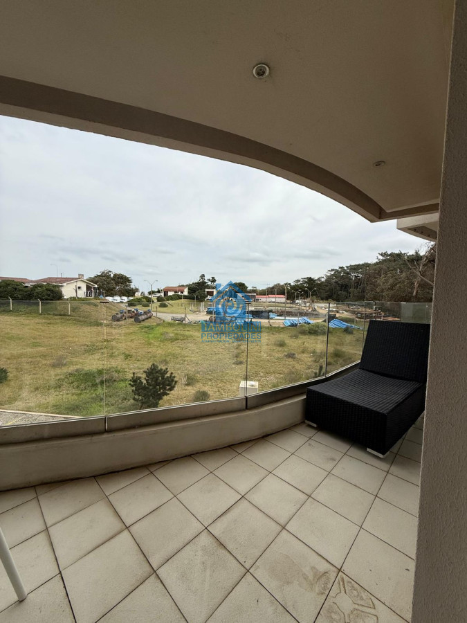 Apartamento ID.867 - Alquiler Anual Edificio con Amenities Mansa Frente al Mar