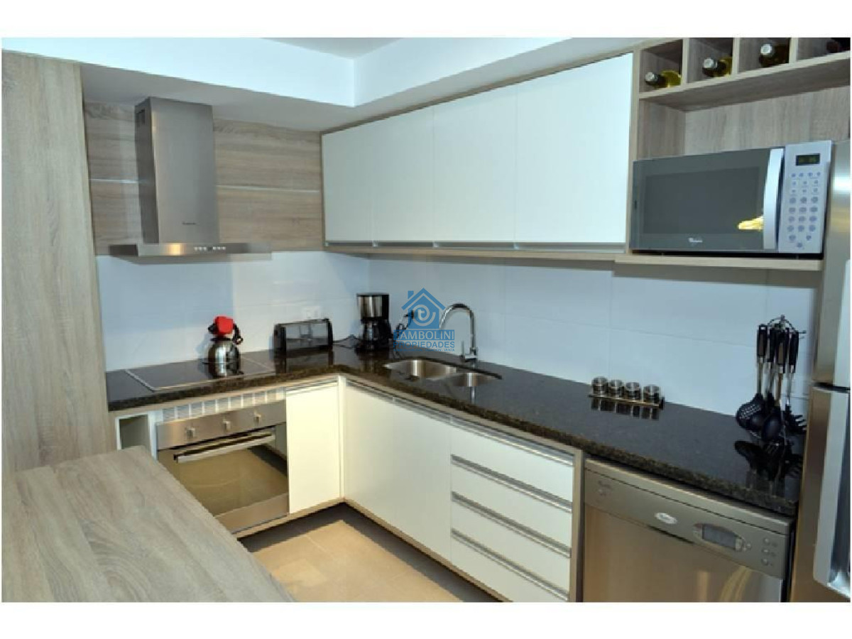 Apartamento ID.1079 - Alquiler INVERNAL  2 dormitorios 2 baños Brava