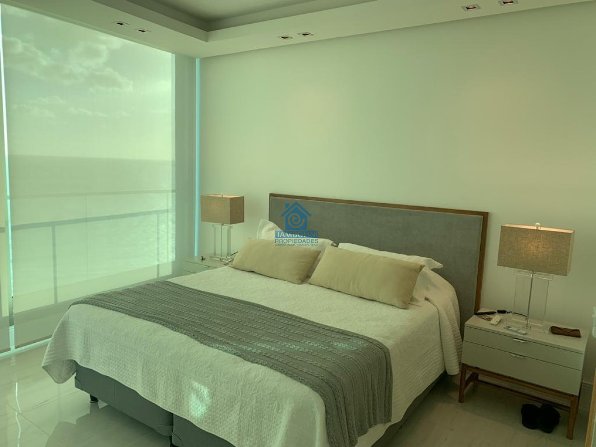 Apartamento ID.249 - Hermosa Unidad en Venta Frente al Mar