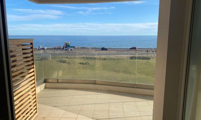 Venta departamento primera línea Mansa