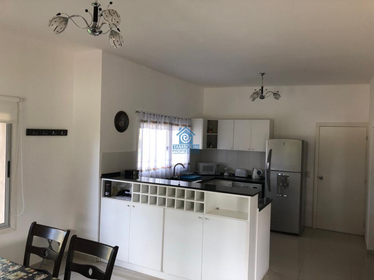 Casa ID.534 - Casa en Barrio Privado 