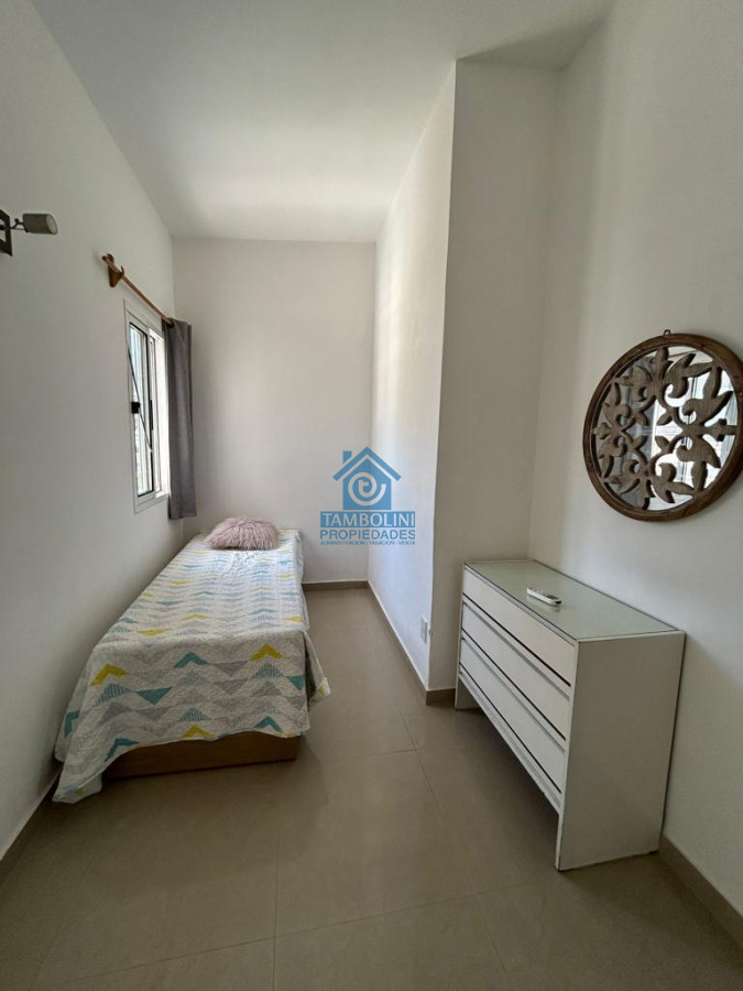 Casa ID.767 - Alquiler Anual Mansa Casa 3 Dormitorios 