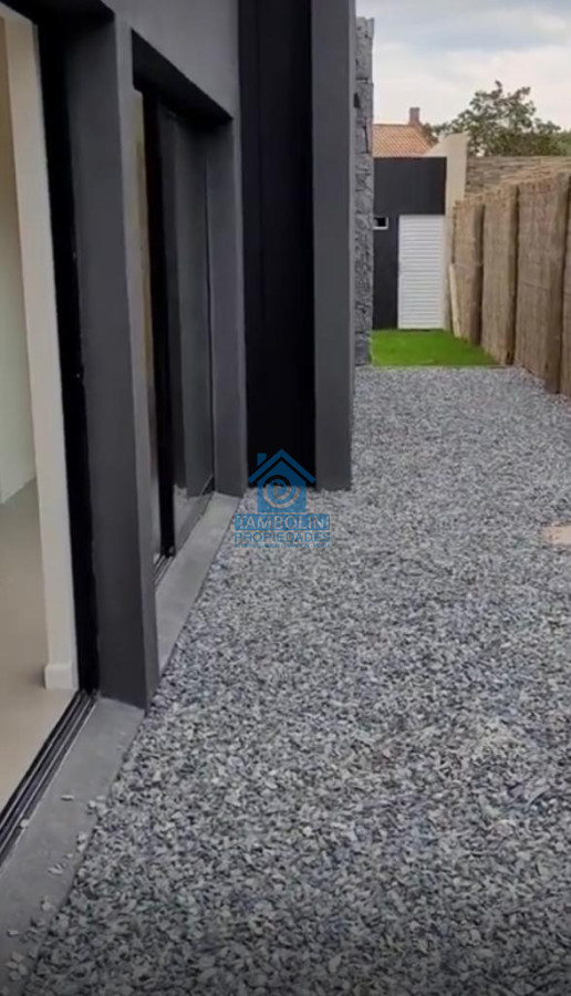 Casa ID.255 - Moderna Casa a Estrenar Punta del Este 4 dormitorios 