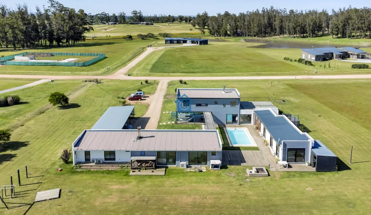 Venta Casa Barrio Privado El Quijote - GoPunta - Portal Inmobiliario de Punta del Este - Maldonado