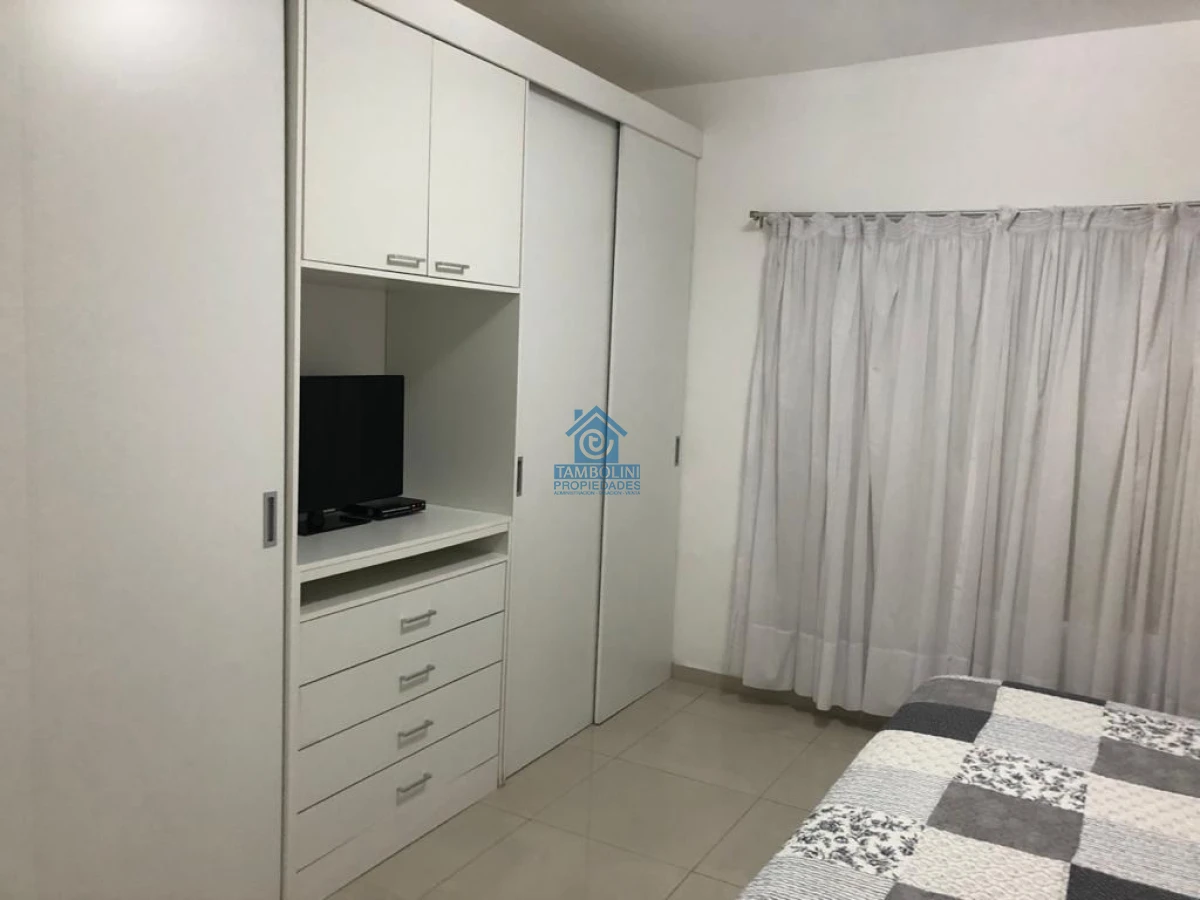 Casa ID.534 - Casa en Barrio Privado 