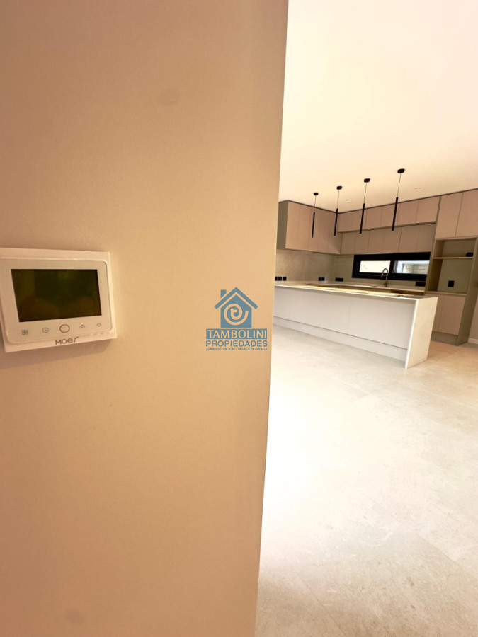 Estrena Moderna Casa Concepto Abierto Punta Ballena - GoPunta - Portal Inmobiliario de Punta del Este - Maldonado