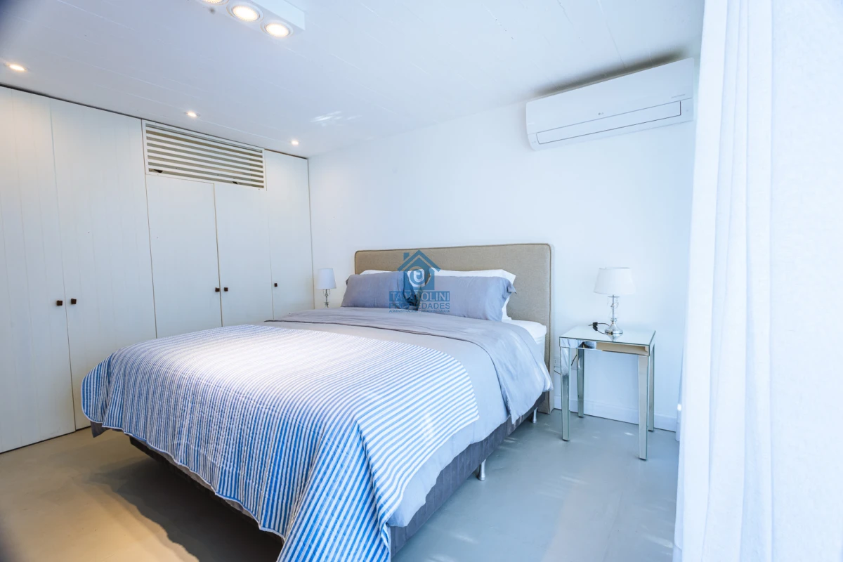 Casa ID.1035 - Alquiler Anual Fabulosa Casa en La Barra 