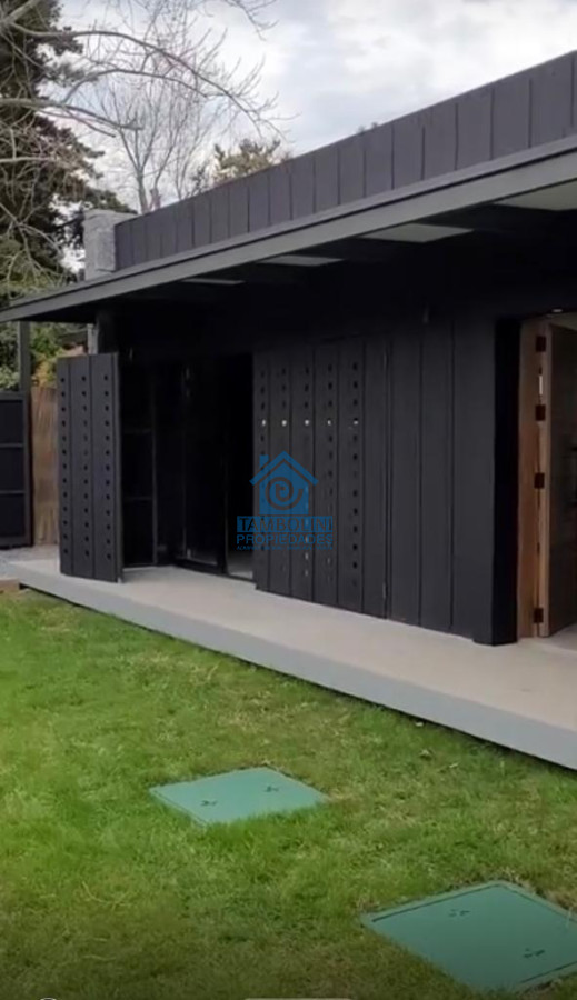Casa ID.255 - Moderna Casa a Estrenar Punta del Este 4 dormitorios 