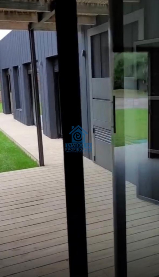 Casa ID.255 - Moderna Casa a Estrenar Punta del Este 4 dormitorios 